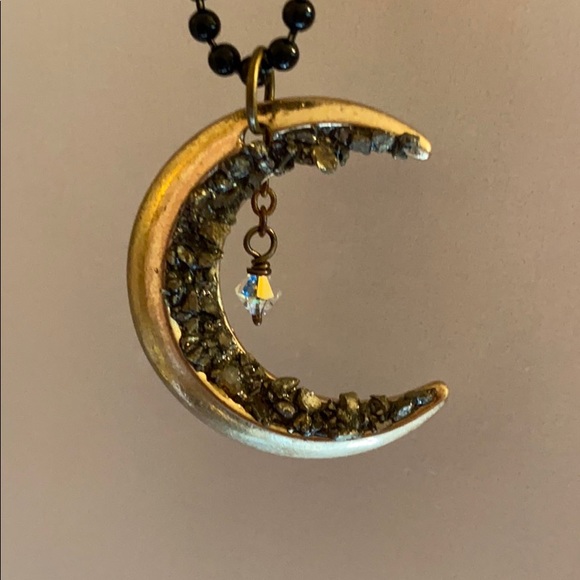NEW Gold druzy moon necklace Swarovski crystal 18” - Picture 8 of 9